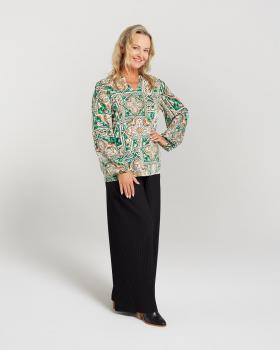 BWY8732-Top-Winter Greens-BWY8724-Pant-Black-Side.